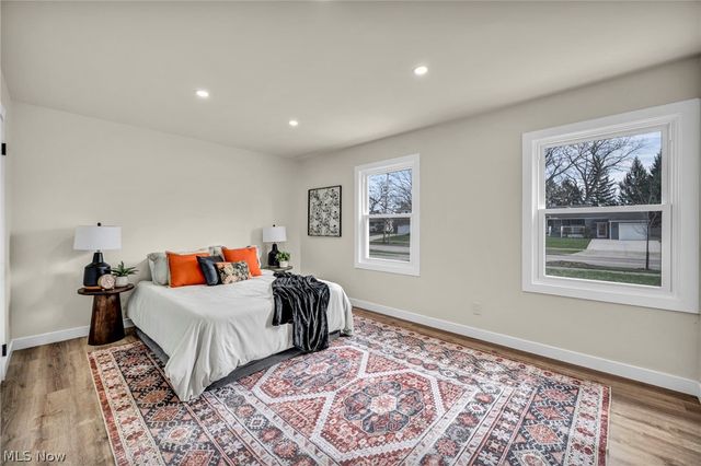 6678 Solon Boulevard, Solon, OH 44139