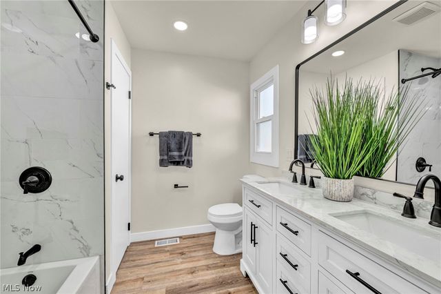 6678 Solon Boulevard, Solon, OH 44139