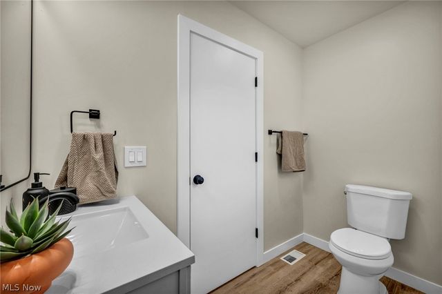 6678 Solon Boulevard, Solon, OH 44139