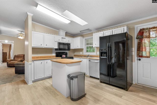 1608 Ridgeway Road, Lugoff, SC 29078