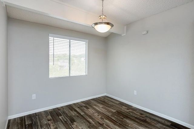 7201 Wood Hollow Drive 322, Austin, TX 78731