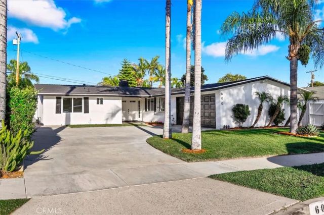 600 Maple, La Habra, CA 90631