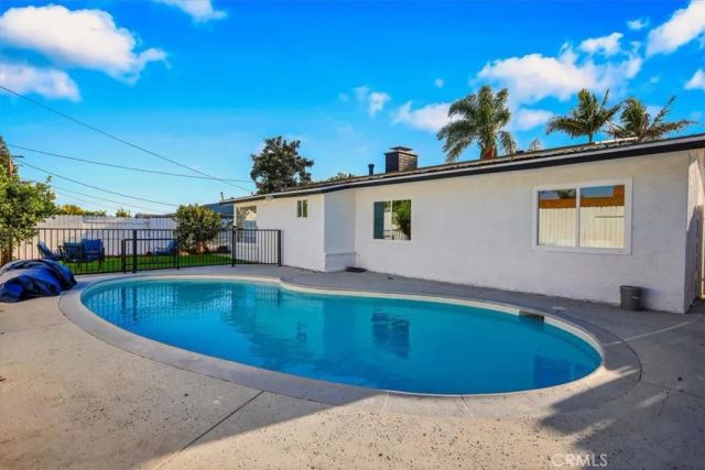 600 Maple, La Habra, CA 90631