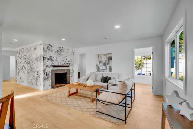600 Maple, La Habra, CA 90631