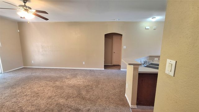 953 Hannah Way, Dallas, TX 75253