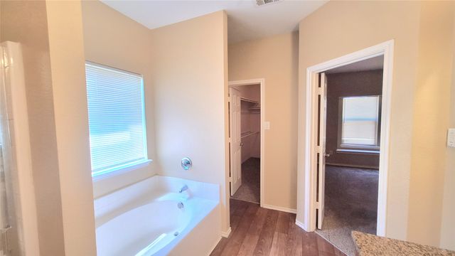 953 Hannah Way, Dallas, TX 75253