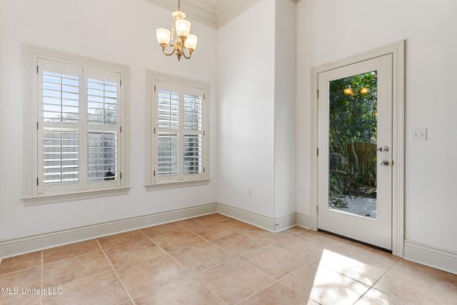 4 Rue Orleans, Long Beach, MS 39560