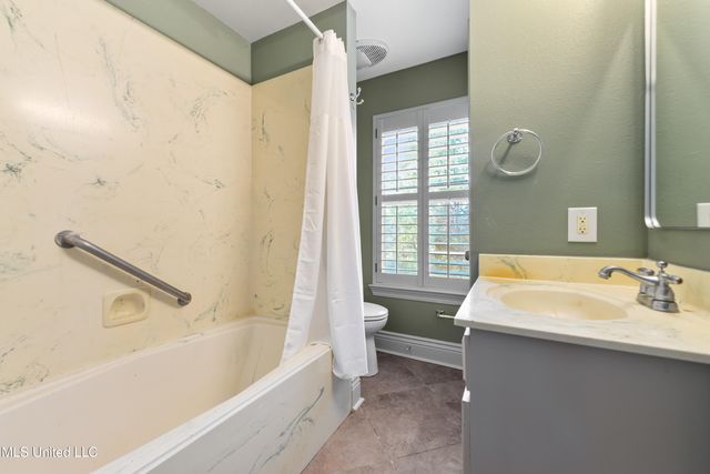 4 Rue Orleans, Long Beach, MS 39560