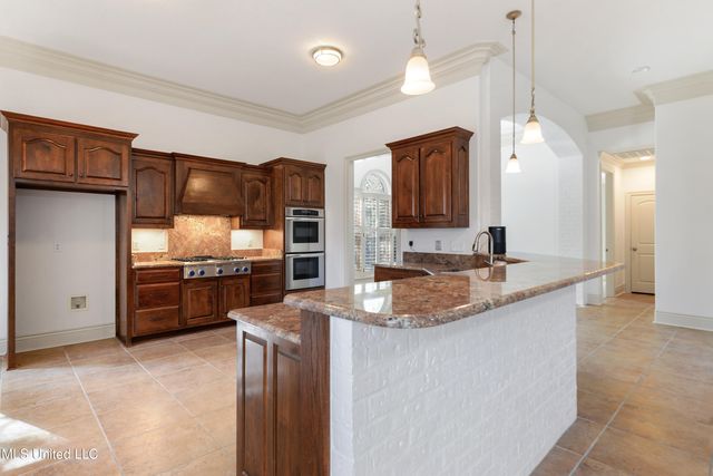 4 Rue Orleans, Long Beach, MS 39560