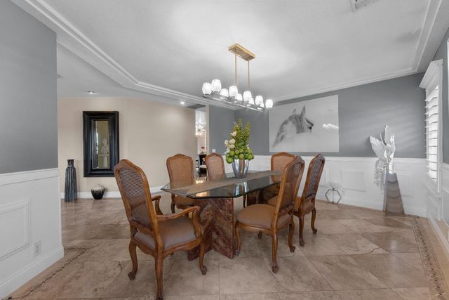 1801 Arroyo Dr, Auburn, CA 95603