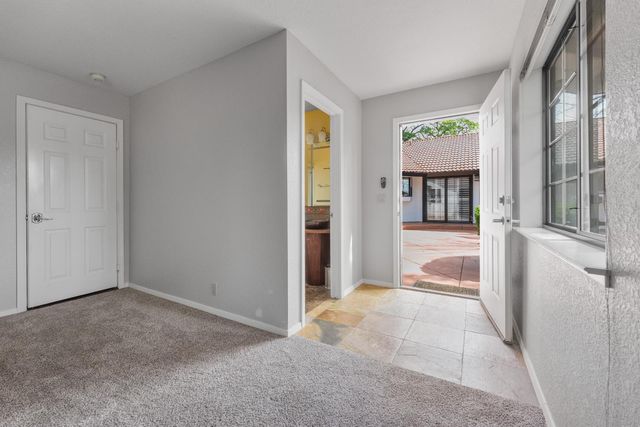 1801 Arroyo Dr, Auburn, CA 95603