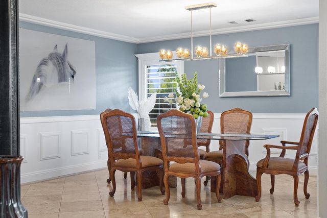 1801 Arroyo Dr, Auburn, CA 95603