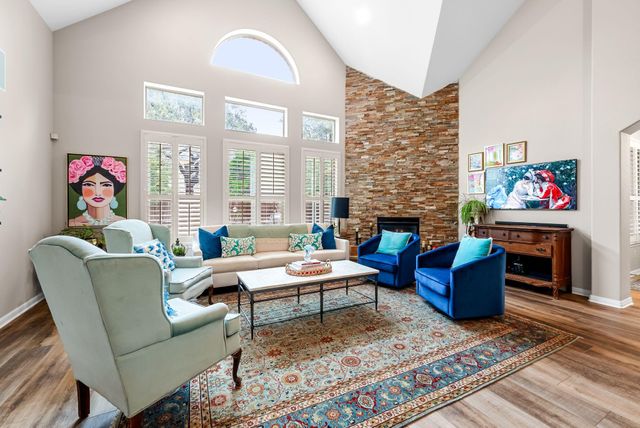 12001 Montclair BND, Austin, TX 78732