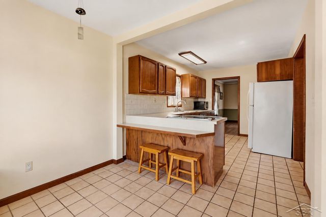 2450 N Charles Street, Saginaw, MI 48602
