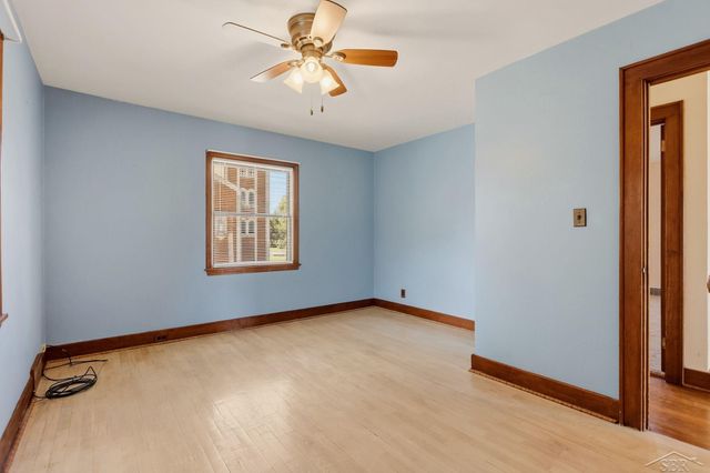 2450 N Charles Street, Saginaw, MI 48602