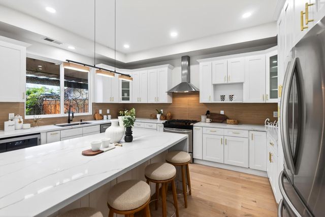 610 Dorset Way, Sunnyvale, CA 94087