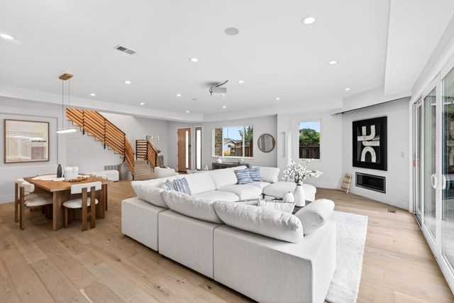 610 Dorset Way, Sunnyvale, CA 94087