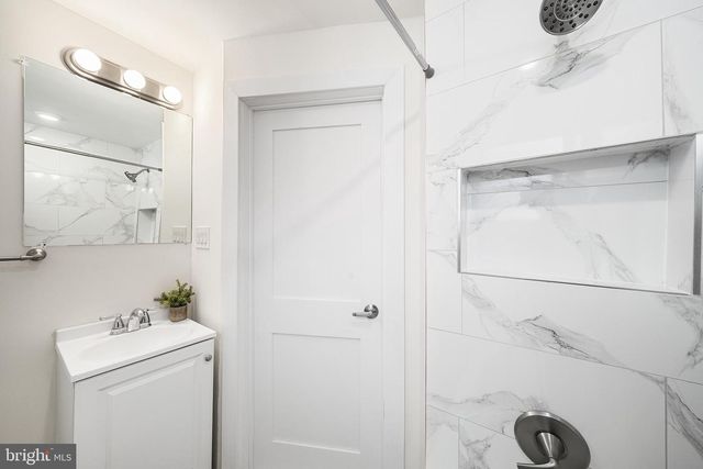 2148 S GARNET ST, Philadelphia, PA 19145