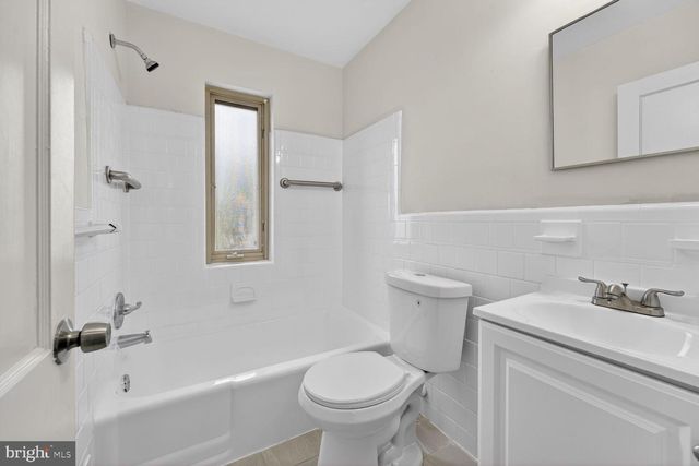 132 33RD ST NE, Washington, DC 20019