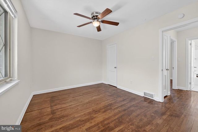132 33RD ST NE, Washington, DC 20019