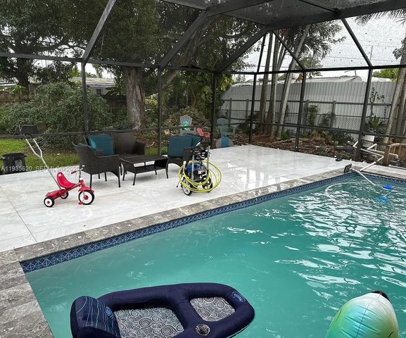 19741 Eagle Nest Rd, Cutler Bay, FL 33157