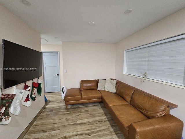 19741 Eagle Nest Rd, Cutler Bay, FL 33157