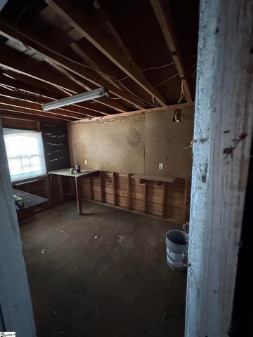 401 Thompson Street, Gaffney, SC 29340