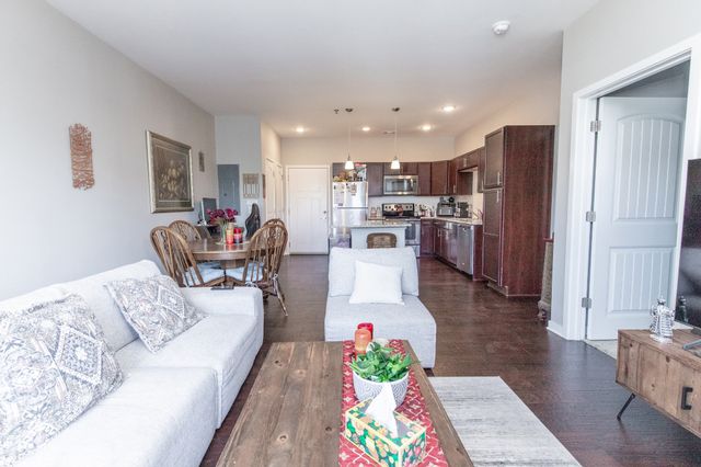 1118 Litton Ave Apt 307, Nashville, TN 37216