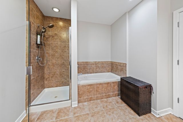 3550 W MONTROSE Avenue 308, Chicago, IL 60618
