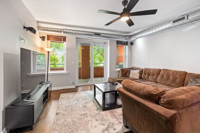 3550 W MONTROSE Avenue 308, Chicago, IL 60618