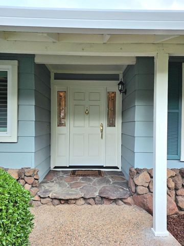 50 Nottingham Pl Place, Clayton, CA 94517