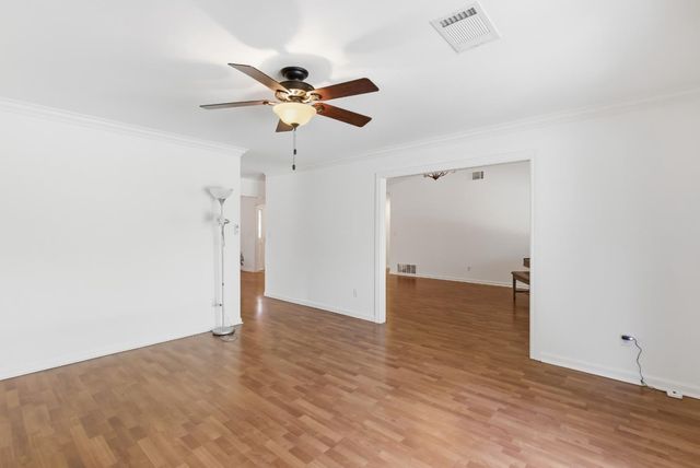 50 Nottingham Pl Place, Clayton, CA 94517