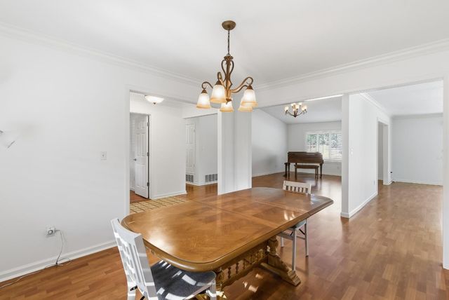 50 Nottingham Pl Place, Clayton, CA 94517