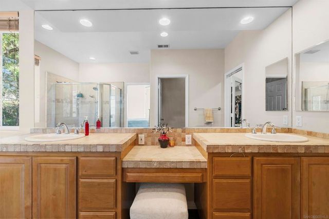 24534 Rutherford Rd, Ramona, CA 92065