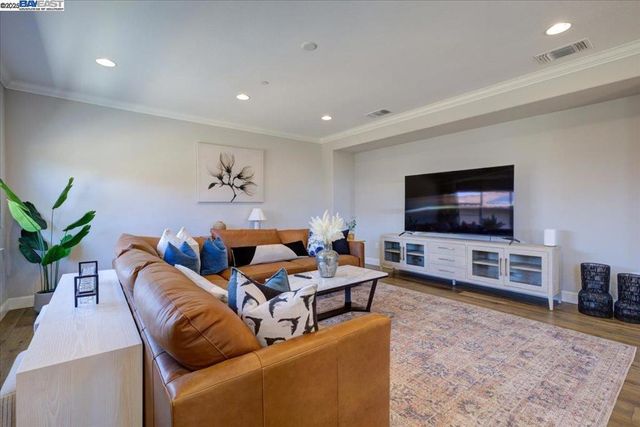2092 Drysdale St, Danville, CA 94506