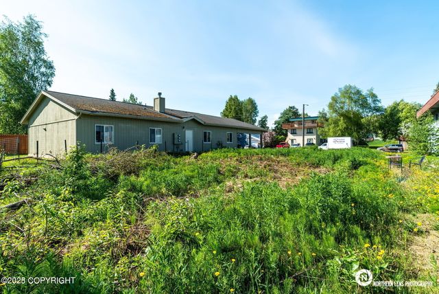 426 E 11th Avenue, Anchorage, AK 99501