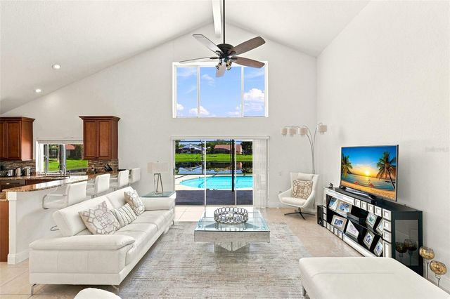 13494 FALCON POINTE DRIVE, Orlando, FL 32837