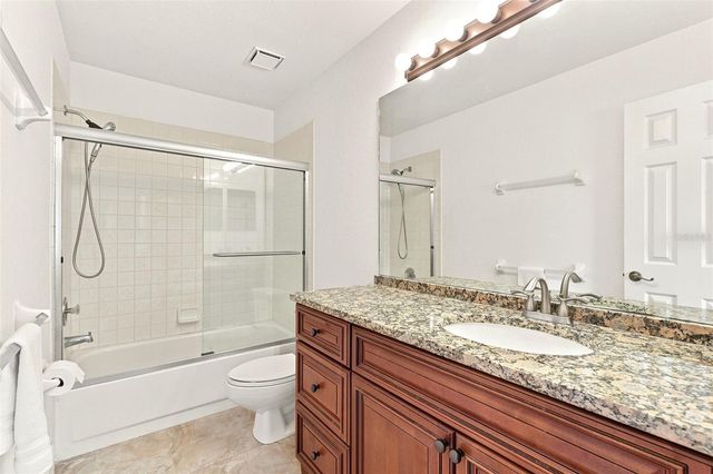 13494 FALCON POINTE DRIVE, Orlando, FL 32837