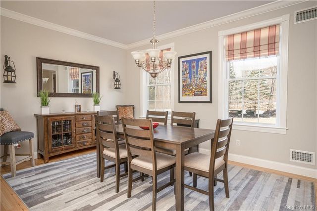 56 Benjamin Meadow Road, Tuxedo Park, NY 10987