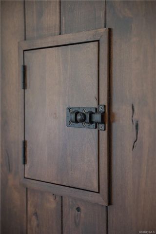 56 Benjamin Meadow Road, Tuxedo Park, NY 10987