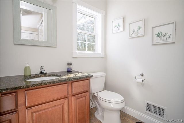 56 Benjamin Meadow Road, Tuxedo Park, NY 10987