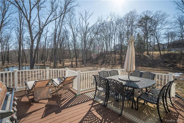 56 Benjamin Meadow Road, Tuxedo Park, NY 10987