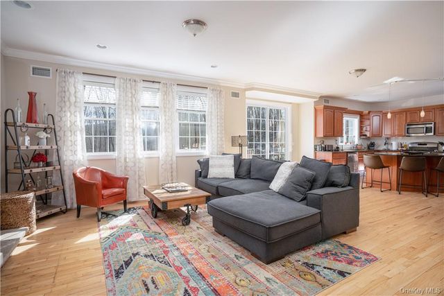 56 Benjamin Meadow Road, Tuxedo Park, NY 10987