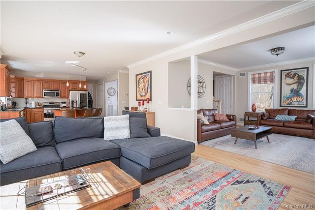 56 Benjamin Meadow Road, Tuxedo Park, NY 10987