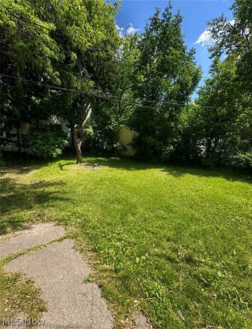 4197 E 160th Street, Cleveland, OH 44128