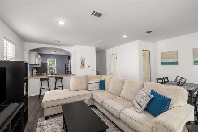 3374 Misty Harbour Trail, Atlanta, GA 30340