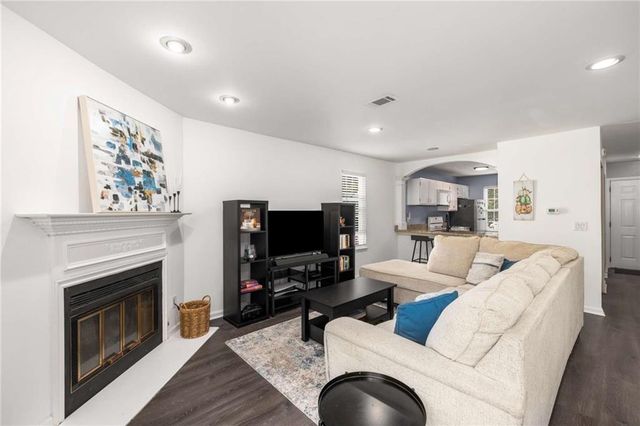 3374 Misty Harbour Trail, Atlanta, GA 30340