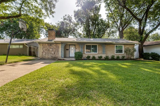 13520 Mount Castle Drive, Farmers Branch, TX 75234