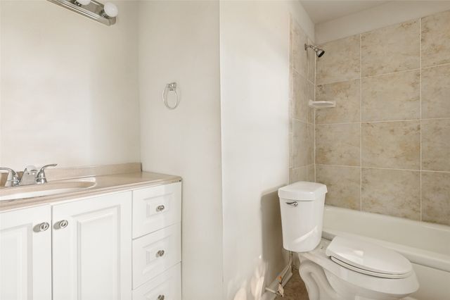 13520 Mount Castle Drive, Farmers Branch, TX 75234