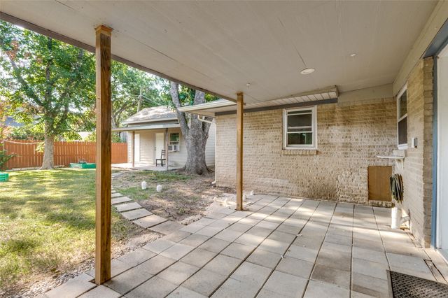 13520 Mount Castle Drive, Farmers Branch, TX 75234